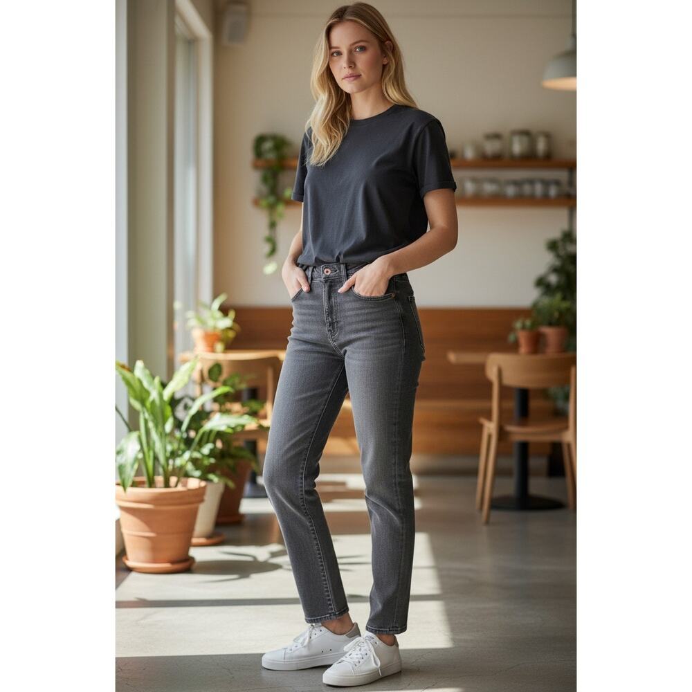 NWT Abercrombie & Fitch Curve Love The ‘90s Baggy Low Rise Gray Jeans Size 26 2